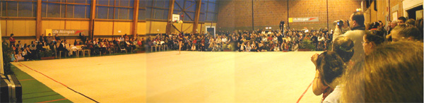 la foule autour du praticable!